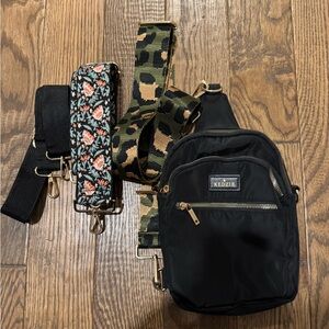 Kedzie round trip sling in black